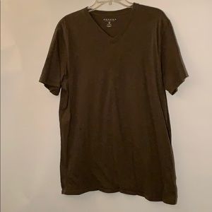 Sonoma Men’s Medium Olive Green V-neck T-shirt